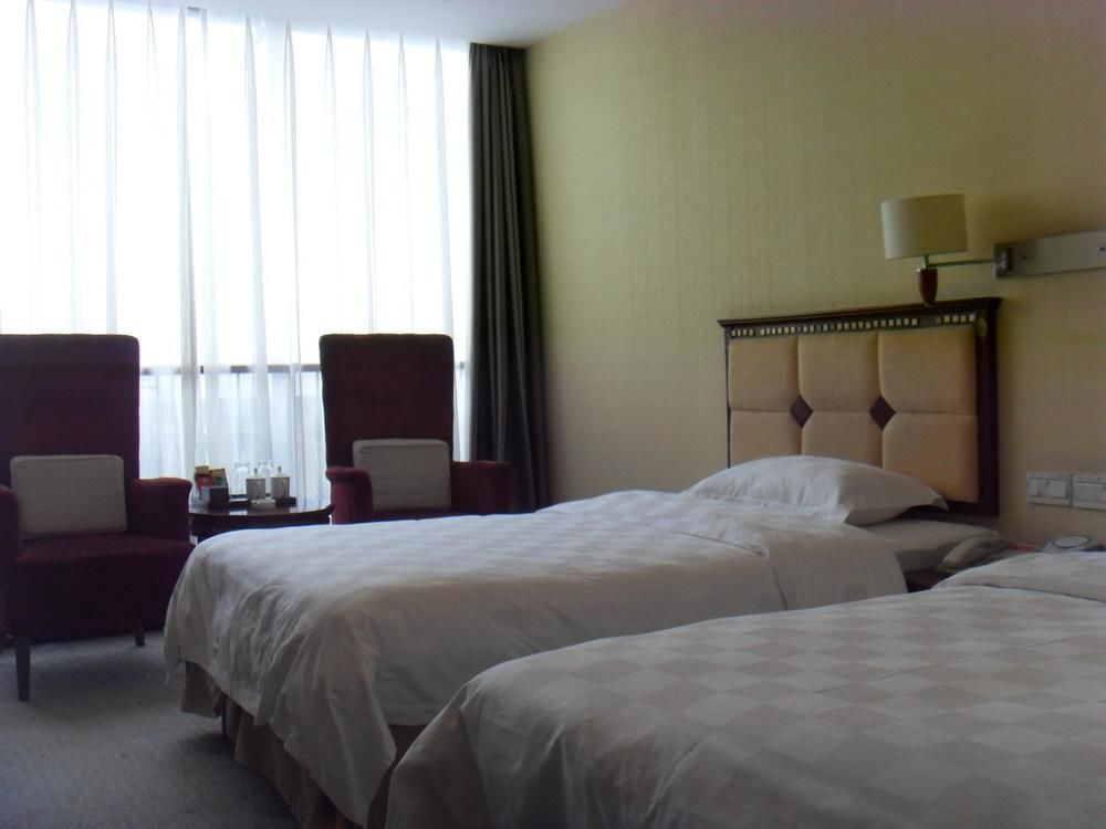 Yijing Holiday Hotel Yimeng Road Linyi  Екстериор снимка