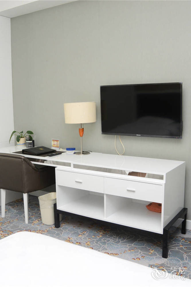 Yijing Holiday Hotel Yimeng Road Linyi  Екстериор снимка