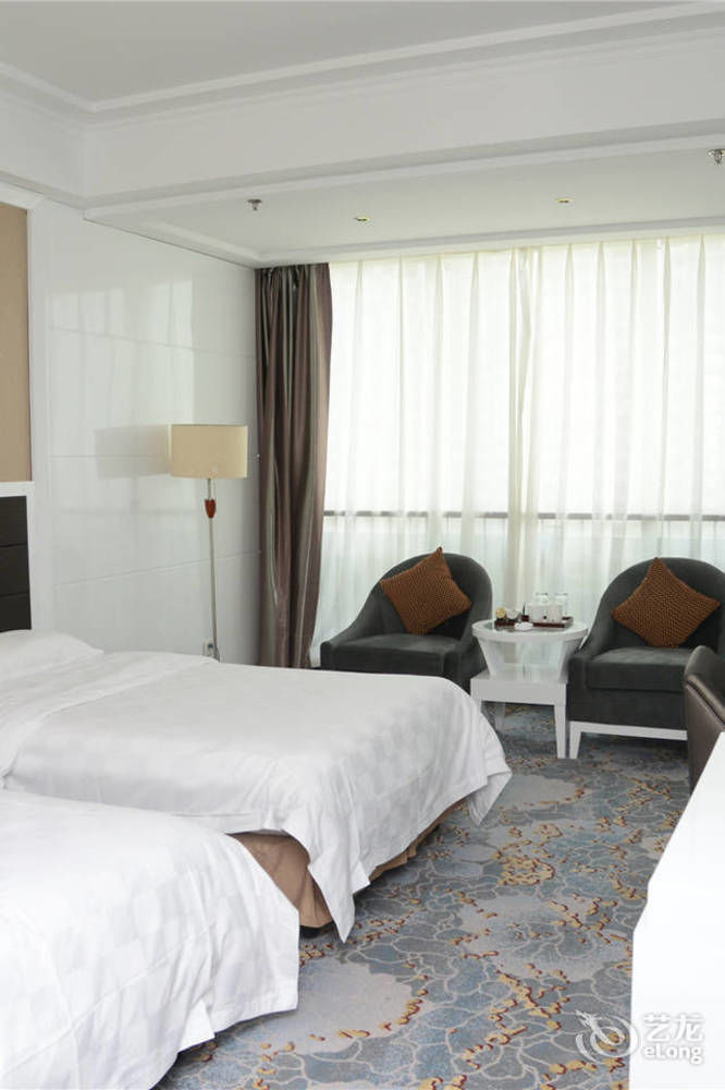 Yijing Holiday Hotel Yimeng Road Linyi  Екстериор снимка