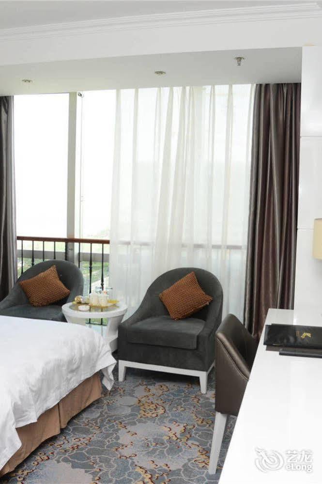 Yijing Holiday Hotel Yimeng Road Linyi  Екстериор снимка
