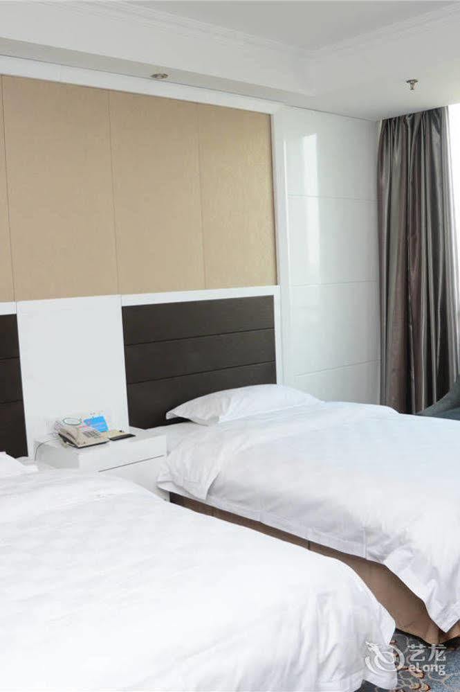 Yijing Holiday Hotel Yimeng Road Linyi  Екстериор снимка